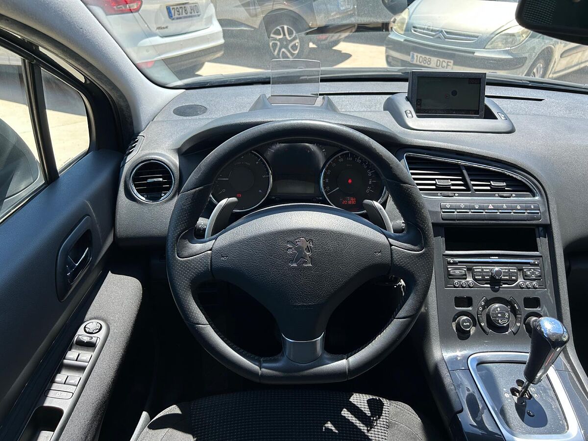 PEUGEOT 5008 SPORT PACK 1.6 E-HDI AUTO SPANISH LHD IN SPAIN 125K 5 SEATS SUPERB 2012